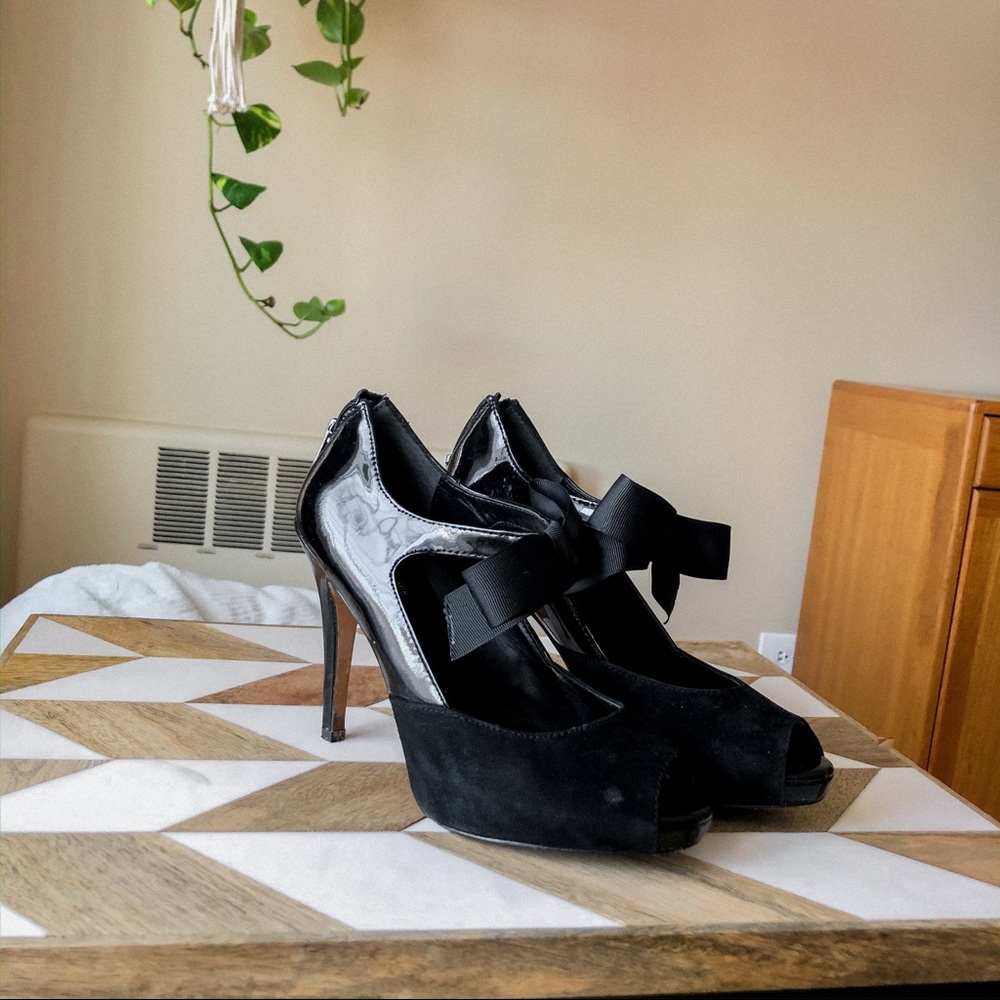 White House/black market suede peeptoe black heels